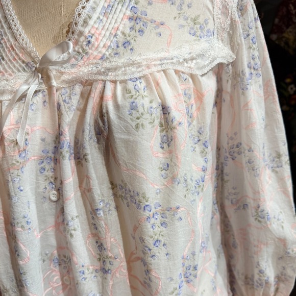 Vintage 80s Willow Creek Floral and Bow Lace Nightgown Button Front - L - Picture 8 of 9